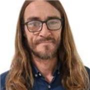 Diplomado en educación social por la universidad de Huelva. Profesor de español y cultura española para extranjeros